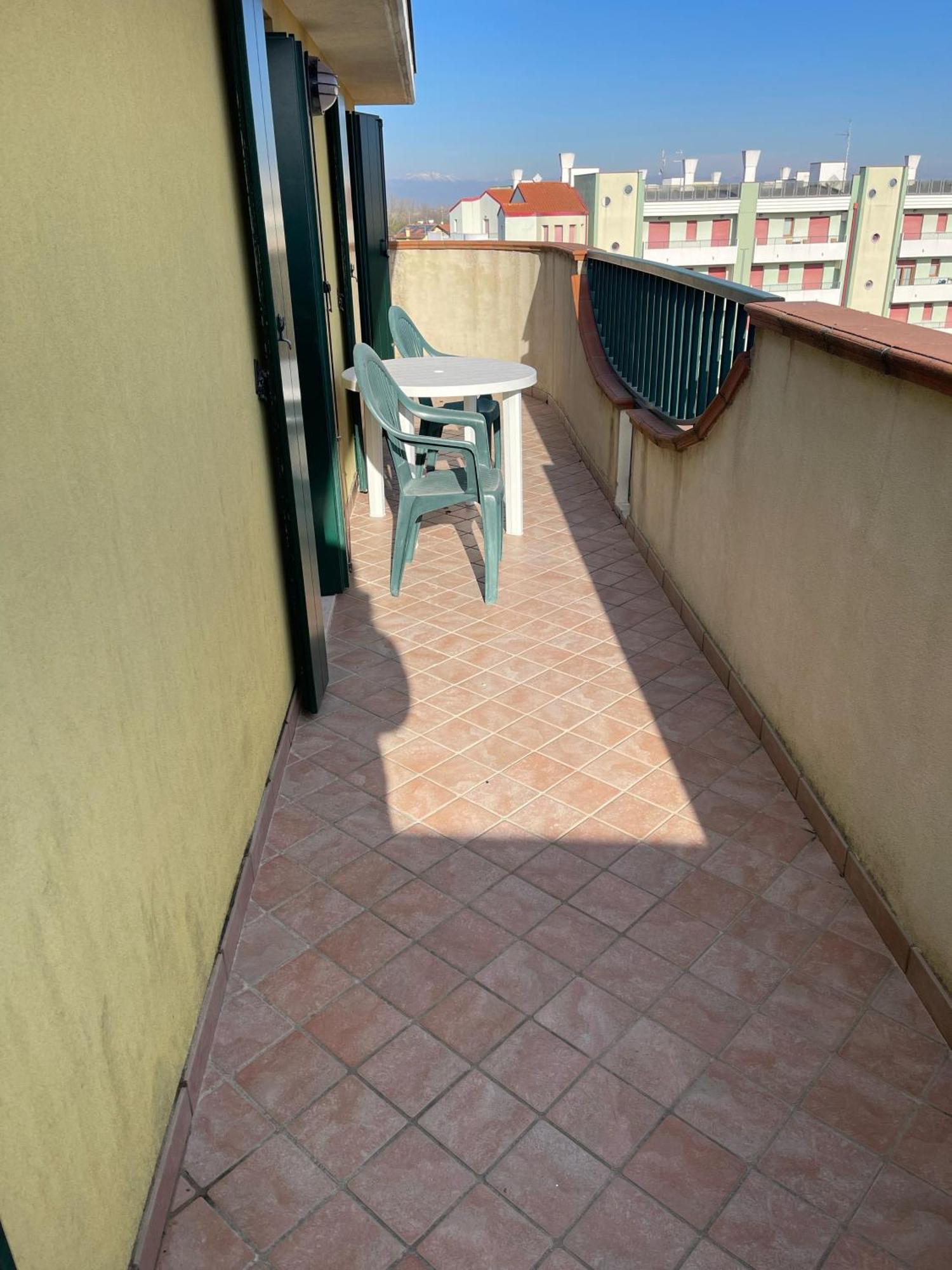 Residence Mediterraneo - Agenzia Cocal カオルレ エクステリア 写真